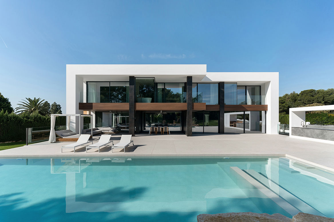 Large Format Porcelain Tiles