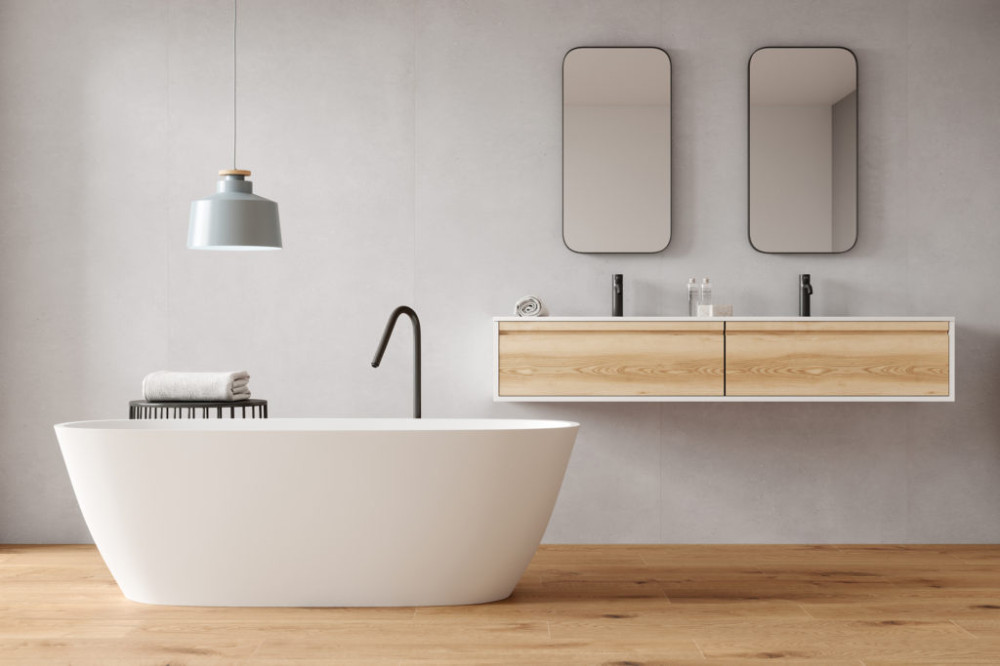 Ness Free Standing Bathtub in Glacier White