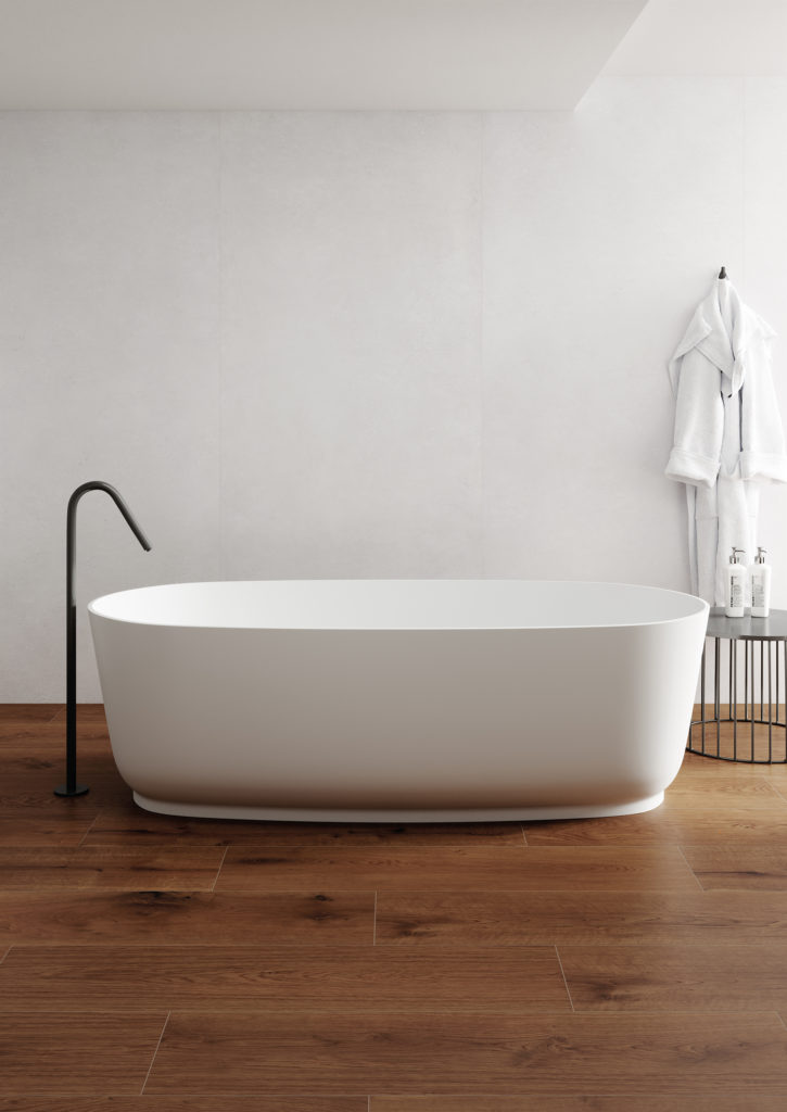 Toba Free Standing Bathtub in Glacier White